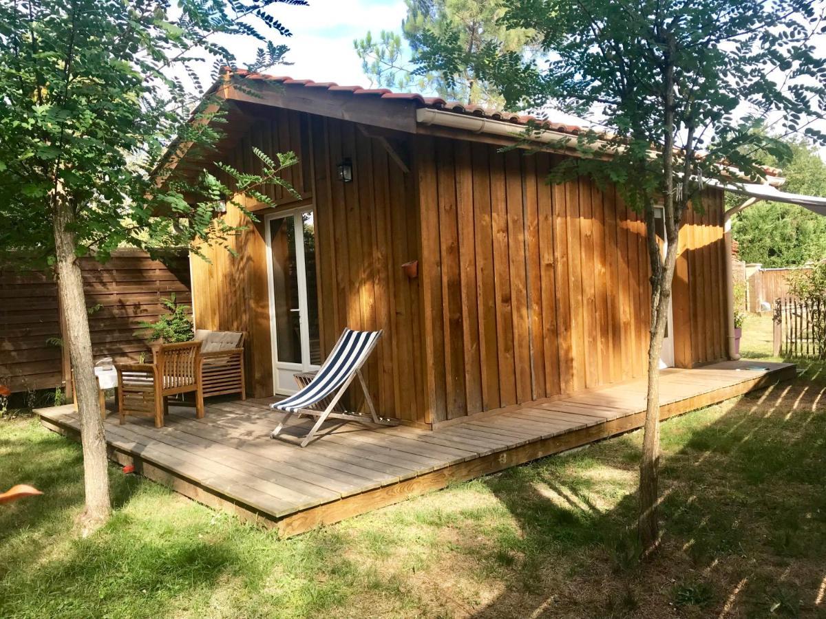 살레 Escale Sous Les Pins 빌라 외부 사진