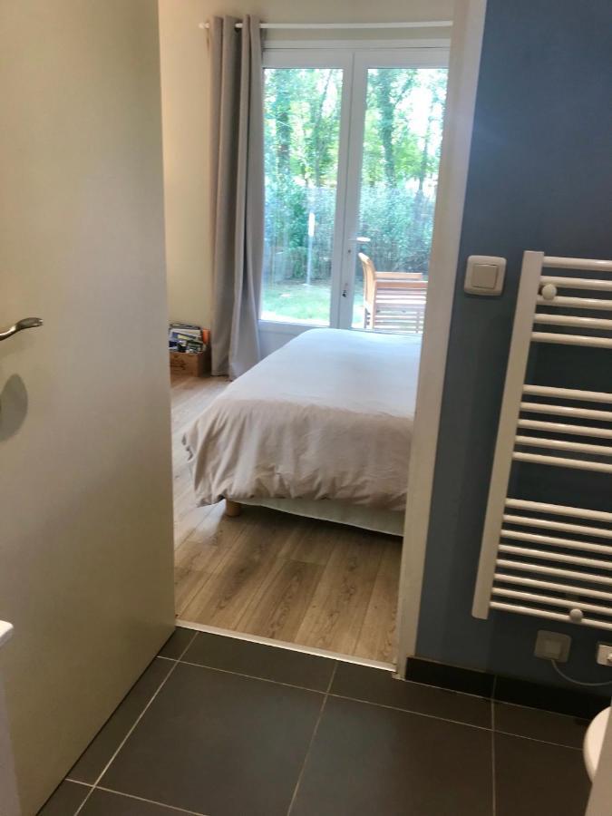 살레 Escale Sous Les Pins 빌라 외부 사진